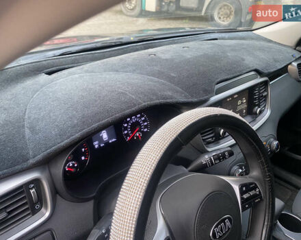 Серый Киа Соренто, объемом двигателя 2.36 л и пробегом 68 тыс. км за 16250 $, фото 39 на Automoto.ua