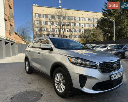 Серый Киа Соренто, объемом двигателя 2.4 л и пробегом 202 тыс. км за 14999 $, фото 3 на Automoto.ua