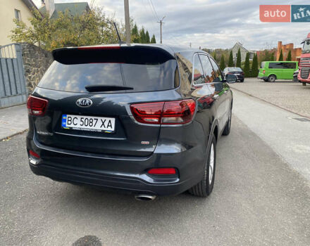 Серый Киа Соренто, объемом двигателя 2.36 л и пробегом 68 тыс. км за 16250 $, фото 13 на Automoto.ua