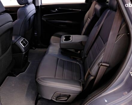 Киа Соренто 2019 в Одессе на Automoto.ua Серый Киа Соренто, объемом двигателя 2.4 л и пробегом 42 тыс. км за 21900 $, фото 7 на Automoto.ua