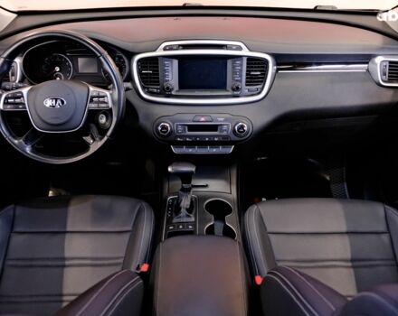 Киа Соренто 2019 в Одессе на Automoto.ua Серый Киа Соренто, объемом двигателя 2.4 л и пробегом 42 тыс. км за 21900 $, фото 6 на Automoto.ua