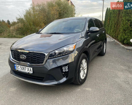 Серый Киа Соренто, объемом двигателя 2.36 л и пробегом 68 тыс. км за 16250 $, фото 3 на Automoto.ua