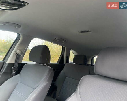 Серый Киа Соренто, объемом двигателя 2.36 л и пробегом 68 тыс. км за 16250 $, фото 40 на Automoto.ua