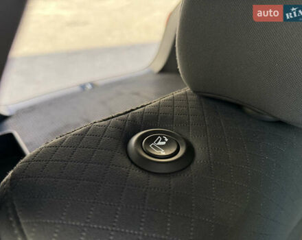 Серый Киа Соренто, объемом двигателя 2.4 л и пробегом 202 тыс. км за 15999 $, фото 45 на Automoto.ua