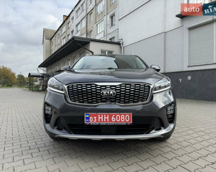 Серый Киа Соренто, объемом двигателя 2.2 л и пробегом 140 тыс. км за 29500 $, фото 1 на Automoto.ua