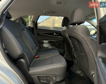 Серый Киа Соренто, объемом двигателя 2.4 л и пробегом 202 тыс. км за 14999 $, фото 44 на Automoto.ua