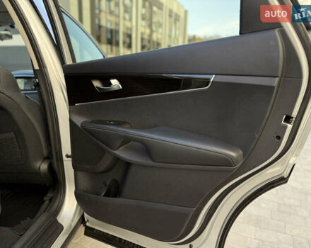 Серый Киа Соренто, объемом двигателя 2.4 л и пробегом 202 тыс. км за 14999 $, фото 42 на Automoto.ua