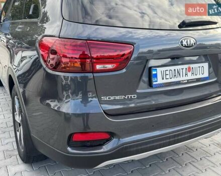 Серый Киа Соренто, объемом двигателя 2 л и пробегом 98 тыс. км за 25300 $, фото 9 на Automoto.ua