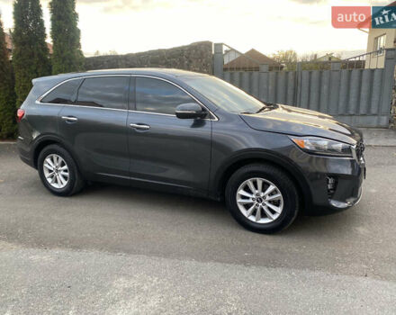 Серый Киа Соренто, объемом двигателя 2.36 л и пробегом 68 тыс. км за 16250 $, фото 18 на Automoto.ua