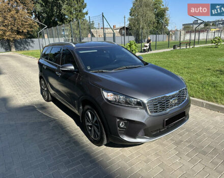 Серый Киа Соренто, объемом двигателя 2 л и пробегом 27 тыс. км за 29499 $, фото 6 на Automoto.ua