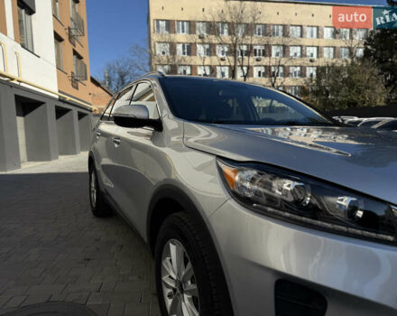 Серый Киа Соренто, объемом двигателя 2.4 л и пробегом 202 тыс. км за 15999 $, фото 9 на Automoto.ua