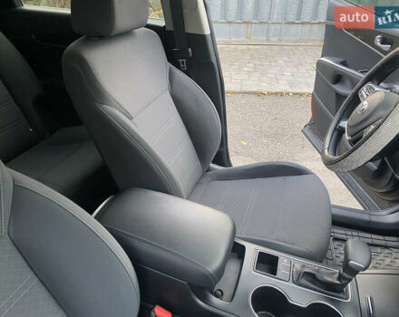 Серый Киа Соренто, объемом двигателя 2.36 л и пробегом 68 тыс. км за 16250 $, фото 56 на Automoto.ua