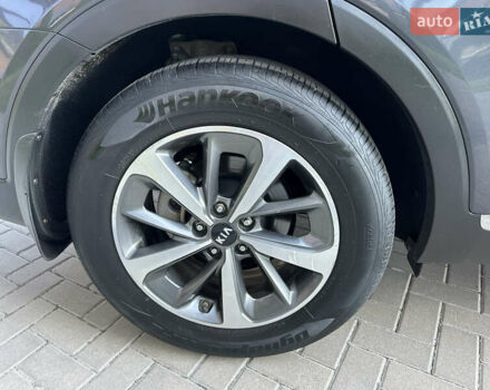 Серый Киа Соренто, объемом двигателя 2 л и пробегом 27 тыс. км за 29499 $, фото 25 на Automoto.ua