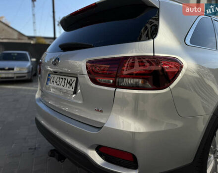 Серый Киа Соренто, объемом двигателя 2.4 л и пробегом 202 тыс. км за 14999 $, фото 16 на Automoto.ua