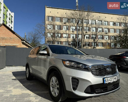 Серый Киа Соренто, объемом двигателя 2.4 л и пробегом 202 тыс. км за 14999 $, фото 14 на Automoto.ua