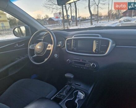 Серый Киа Соренто, объемом двигателя 3.3 л и пробегом 114 тыс. км за 16450 $, фото 21 на Automoto.ua