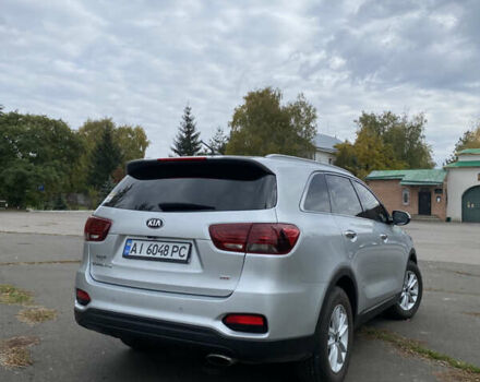 Киа Соренто 2020 в Лубнах на Automoto.ua Серый Киа Соренто, объемом двигателя 2.36 л и пробегом 37 тыс. км за 18700 $, фото 7 на Automoto.ua