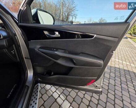 Сірий Кіа Соренто, об'ємом двигуна 2.2 л та пробігом 134 тис. км за 29950 $, фото 42 на Automoto.ua