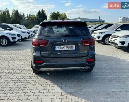 Серый Киа Соренто, объемом двигателя 2 л и пробегом 91 тыс. км за 26500 $, фото 5 на Automoto.ua