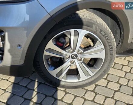 Сірий Кіа Соренто, об'ємом двигуна 2.2 л та пробігом 134 тис. км за 29950 $, фото 30 на Automoto.ua