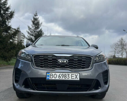 Серый Киа Соренто, объемом двигателя 2.36 л и пробегом 100 тыс. км за 18700 $, фото 1 на Automoto.ua