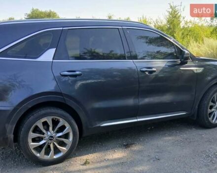 Киа Соренто 2020 в Днепре (Днепропетровске) на Automoto.ua Серый Киа Соренто, объемом двигателя 2.15 л и пробегом 176 тыс. км за 34000 $, фото 5 на Automoto.ua
