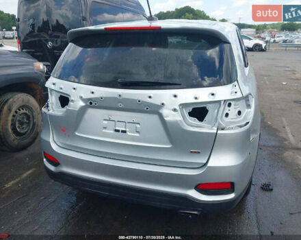 Сірий Кіа Соренто, об'ємом двигуна 2.4 л та пробігом 100 тис. км за 12150 $, фото 12 на Automoto.ua