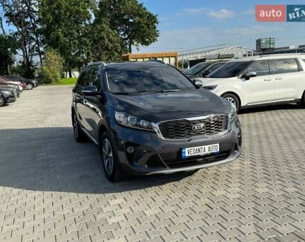 Серый Киа Соренто, объемом двигателя 2 л и пробегом 91 тыс. км за 26500 $, фото 3 на Automoto.ua