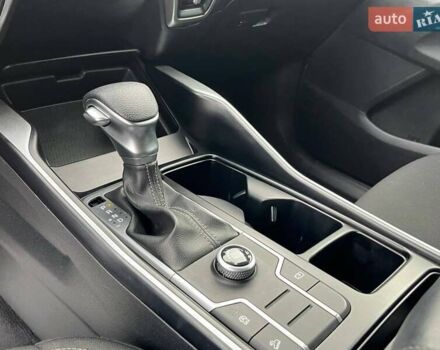 Серый Киа Соренто, объемом двигателя 2.5 л и пробегом 115 тыс. км за 16700 $, фото 14 на Automoto.ua