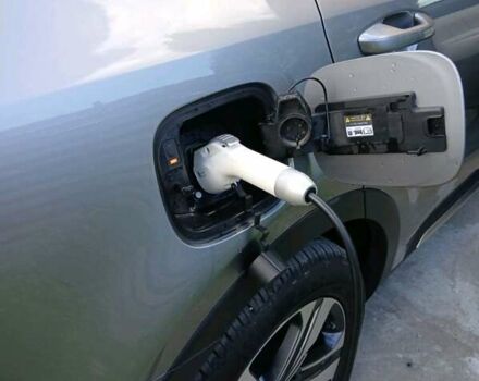 Серый Киа Соренто, объемом двигателя 1.6 л и пробегом 81 тыс. км за 36000 $, фото 17 на Automoto.ua