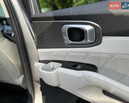 Серый Киа Соренто, объемом двигателя 1.6 л и пробегом 81 тыс. км за 36000 $, фото 32 на Automoto.ua