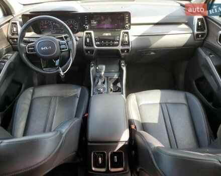 Сірий Кіа Соренто, об'ємом двигуна 2.5 л та пробігом 66 тис. км за 8800 $, фото 7 на Automoto.ua