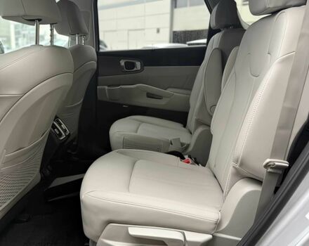 Серый Киа Соренто, объемом двигателя 0 л и пробегом 29 тыс. км за 15000 $, фото 10 на Automoto.ua