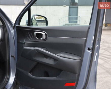 Серый Киа Соренто, объемом двигателя 2.5 л и пробегом 1 тыс. км за 43500 $, фото 43 на Automoto.ua