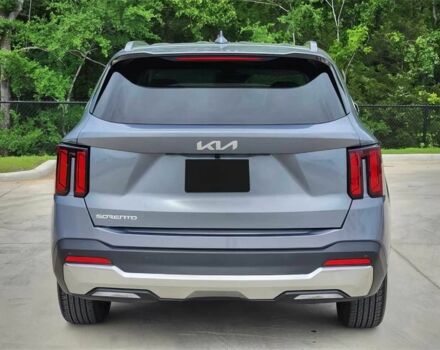 Серый Киа Соренто, объемом двигателя 2.5 л и пробегом 7 тыс. км за 15000 $, фото 4 на Automoto.ua