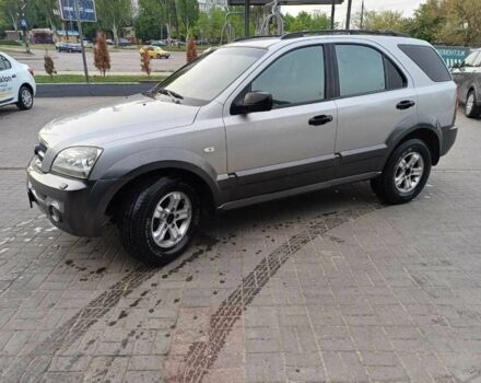 Серый Киа Соренто, объемом двигателя 2.5 л и пробегом 240 тыс. км за 7500 $, фото 1 на Automoto.ua