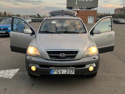 Киа Соренто 2002 в Умани на Automoto.ua Серый Киа Соренто, объемом двигателя 2.5 л и пробегом 220 тыс. км за 2200 $, фото 1 на Automoto.ua