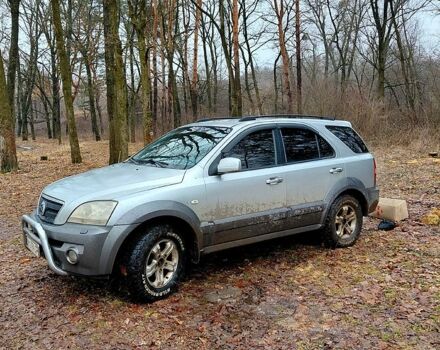 Сірий Кіа Соренто, об'ємом двигуна 2.4 л та пробігом 290 тис. км за 5800 $, фото 1 на Automoto.ua