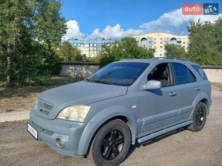 Киа Соренто 2003 в Днепре (Днепропетровске) на Automoto.ua Серый Киа Соренто, объемом двигателя 2.5 л и пробегом 250 тыс. км за 5800 $, фото 1 на Automoto.ua