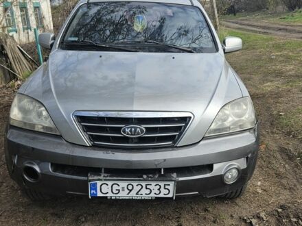 Серый Киа Соренто, объемом двигателя 2.5 л и пробегом 203 тыс. км за 3100 $, фото 1 на Automoto.ua