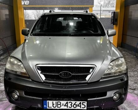 Серый Киа Соренто, объемом двигателя 2.5 л и пробегом 400 тыс. км за 3500 $, фото 1 на Automoto.ua