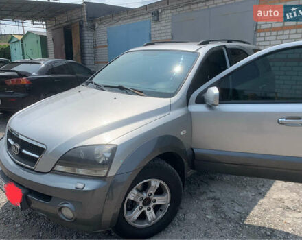 Серый Киа Соренто, объемом двигателя 2.5 л и пробегом 240 тыс. км за 6400 $, фото 1 на Automoto.ua