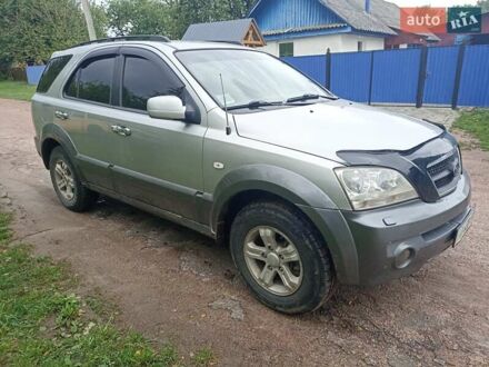 Киа Соренто 2003 в Овруче на Automoto.ua Серый Киа Соренто, объемом двигателя 2.35 л и пробегом 270 тыс. км за 4800 $, фото 1 на Automoto.ua