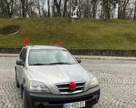 Серый Киа Соренто, объемом двигателя 2.5 л и пробегом 300 тыс. км за 5220 $, фото 1 на Automoto.ua