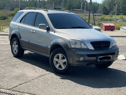 Киа Соренто 2003 в Изюме на Automoto.ua Серый Киа Соренто, объемом двигателя 2.5 л и пробегом 250 тыс. км за 5500 $, фото 1 на Automoto.ua