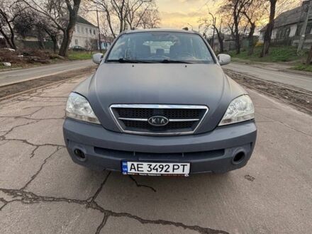 Киа Соренто 2004 в Днепре (Днепропетровске) на Automoto.ua Серый Киа Соренто, объемом двигателя 2.5 л и пробегом 311 тыс. км за 4900 $, фото 1 на Automoto.ua