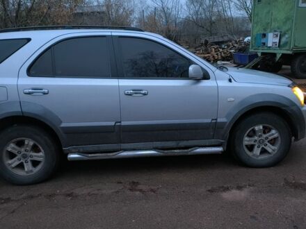 Сірий Кіа Соренто, об'ємом двигуна 2.5 л та пробігом 255 тис. км за 7100 $, фото 1 на Automoto.ua