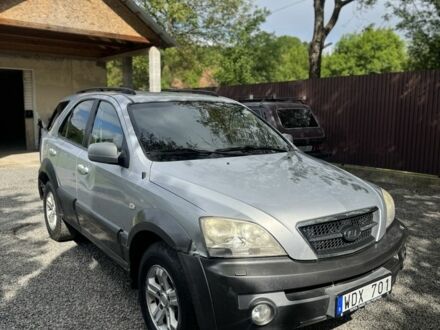 Киа Соренто 2004 в Хусте на Automoto.ua Серый Киа Соренто, объемом двигателя 2.5 л и пробегом 420 тыс. км за 2900 $, фото 1 на Automoto.ua