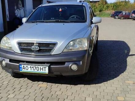 Киа Соренто 2004 в Ужгороде на Automoto.ua Серый Киа Соренто, объемом двигателя 2.5 л и пробегом 303 тыс. км за 7500 $, фото 1 на Automoto.ua