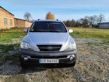 Кіа Соренто 2004 у Ромнах на Automoto.ua Сірий Кіа Соренто, об'ємом двигуна 2.35 л та пробігом 390 тис. км за 5300 $, фото 1 на Automoto.ua